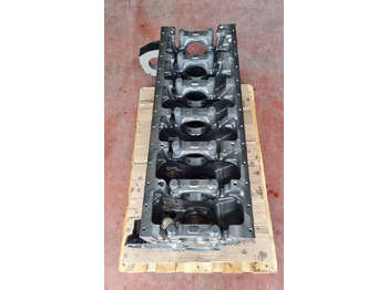 : фото в шапке страницы