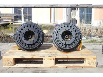 : фото в шапке страницы