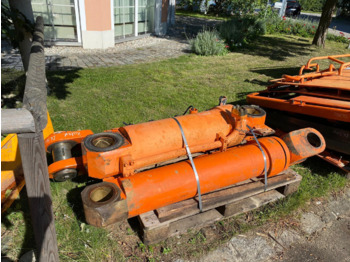 : фото в шапке страницы