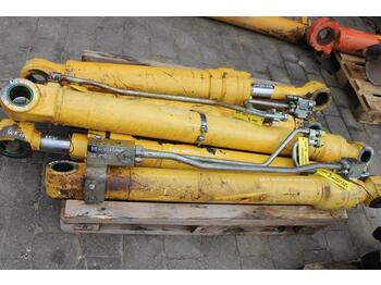 : фото в шапке страницы