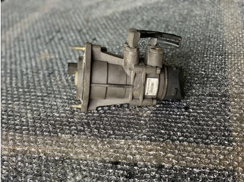 : фото в шапке страницы