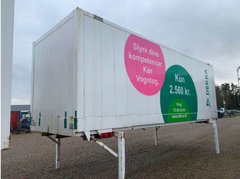 : фото в шапке страницы