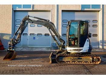 : фото в шапке страницы