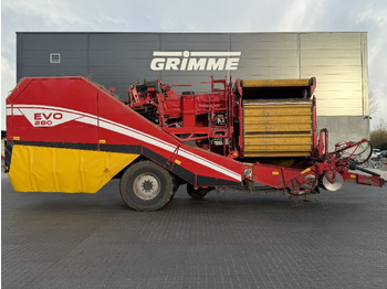 : фото в шапке страницы