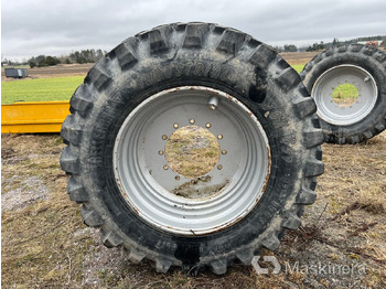 : фото в шапке страницы