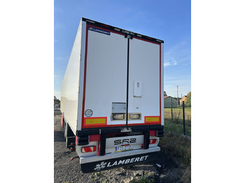 : фото в шапке страницы