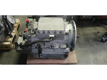 : фото в шапке страницы