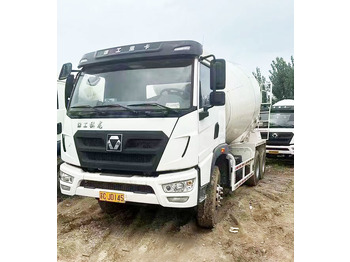XCMG Official 2019 Year 14 Cubic Meter Second Hand Used Concrete Mixer Trucks в лизинг XCMG Official 2019 Year 14 Cubic Meter Second Hand Used Concrete Mixer Trucks: фото 2