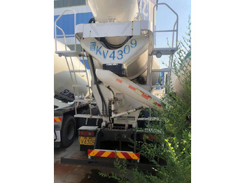 XCMG Official G12V Used Cement Mixer Truck Second Hand Diesel Concrete Mixer Truck в лизинг XCMG Official G12V Used Cement Mixer Truck Second Hand Diesel Concrete Mixer Truck: фото 5