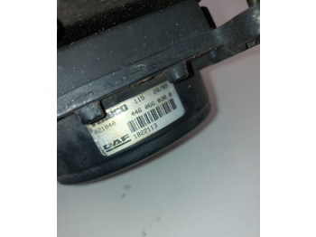 : фото в шапке страницы