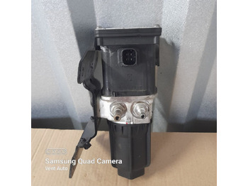 : фото в шапке страницы