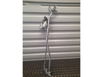 : фото в шапке страницы