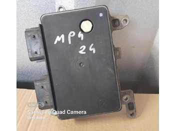 : фото в шапке страницы