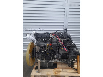 : фото в шапке страницы