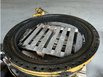 : фото в шапке страницы