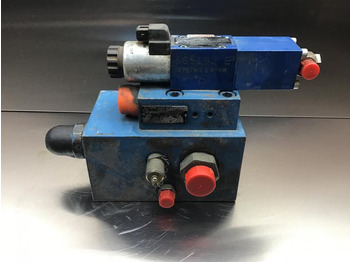 : фото в шапке страницы