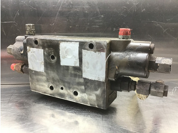 : фото в шапке страницы