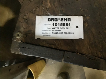 : фото в шапке страницы