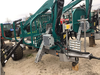 : фото в шапке страницы