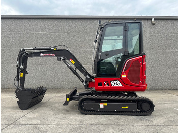 : фото в шапке страницы