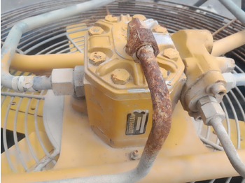 : фото в шапке страницы