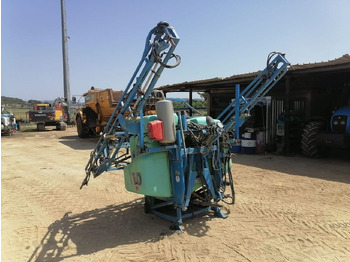 : фото в шапке страницы