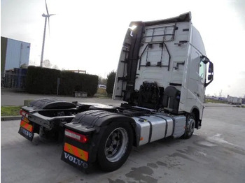 Тягач Volvo FH 420 MEGA: фото 5