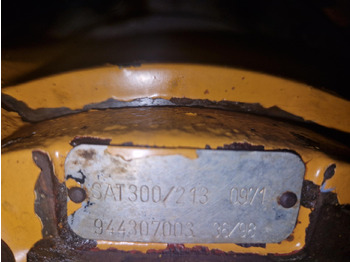 : фото в шапке страницы