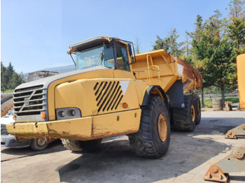 Сочленённый самосвал VOLVO A40D