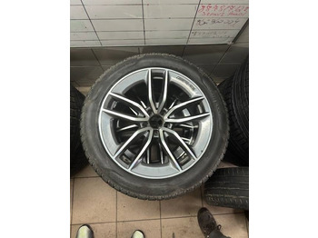 : фото в шапке страницы