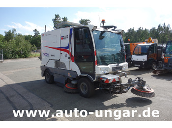 Подметально-уборочная машина DULEVO 3000 Revolution Euro 6 Kehrmaschine mit Frontbesen und Saugschlauch: фото 1 Подметально-уборочная машина DULEVO 3000 Revolution Euro 6 Kehrmaschine mit Frontbesen und Saugschlauch: фото 1