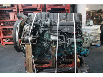 : фото в шапке страницы