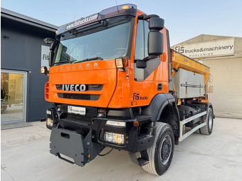 : фото в шапке страницы