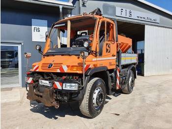 Самосвал, Коммунальная/ Специальная техника Mercedes Benz UNIMOG U400 4X4 salt machine - dam. cab: фото 1 Самосвал, Коммунальная/ Специальная техника Mercedes Benz UNIMOG U400 4X4 salt machine - dam. cab: фото 1