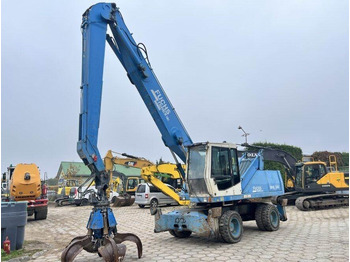 : фото в шапке страницы