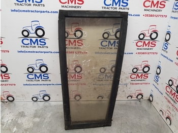 : фото в шапке страницы