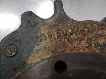 Задняя ось для Тракторов Deutz Dx, Dx4, Dx6 Rear Axle Intermediate Support Lhs 4335007r, 04331794: фото 3