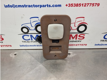 : фото в шапке страницы