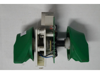 : фото в шапке страницы