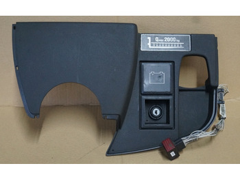 : фото в шапке страницы