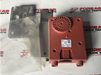 : фото в шапке страницы