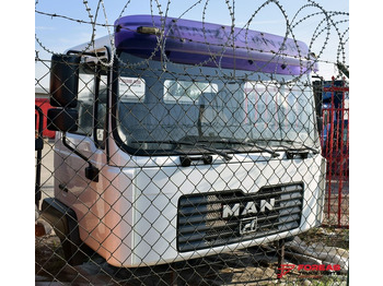 : фото в шапке страницы