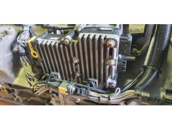 : фото в шапке страницы