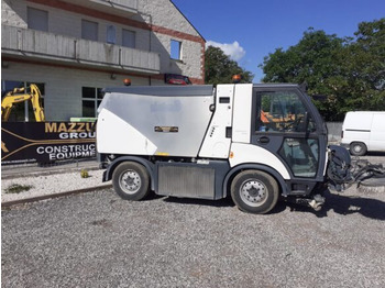 : фото в шапке страницы