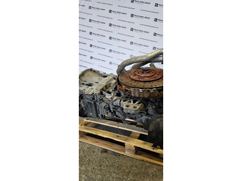 : фото в шапке страницы