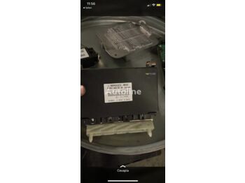 : фото в шапке страницы
