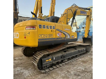 : фото в шапке страницы