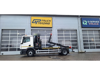 : фото в шапке страницы