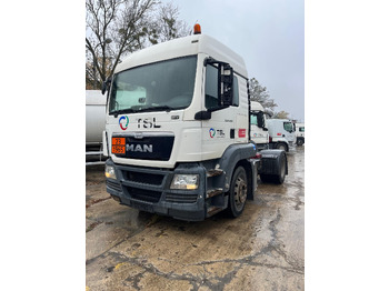 : фото в шапке страницы