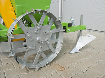 Bomet Kartoffelpflanzmaschine / Potato planter / Planteuse de pomme de terre / Piantapatate / Sadzarka ziemniaków в лизинг Bomet Kartoffelpflanzmaschine / Potato planter / Planteuse de pomme de terre / Piantapatate / Sadzarka ziemniaków: фото 3